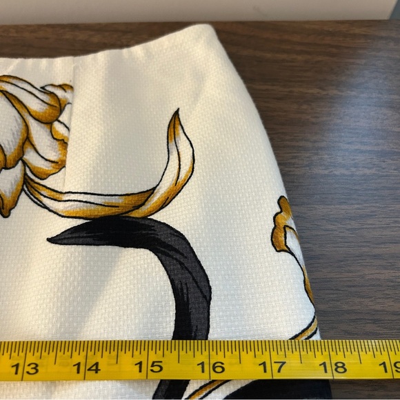 White House Black Market Floral Midi Skirt - White and Gold 4 - Picture 6 of 9